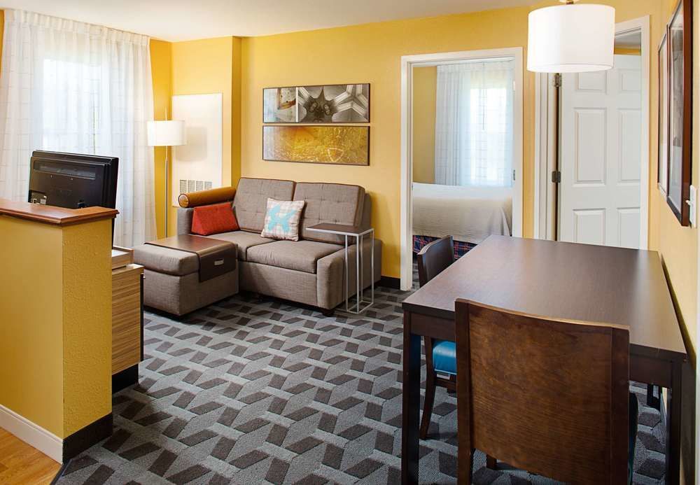 Towneplace Suites By Marriott Manchester Exteriör bild